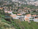 vignette Tenerife : les rserves d'eau de pluie permettent l'irrigation des cultures en tages
