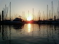 vignette coucher de soleil sur les bateaux