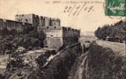 vignette Carte postale ancienne - Brest, le donjon et les fosss du chateau