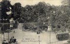 vignette Carte postale ancienne - Brest, monument des morts pour la patrie