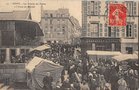vignette Carte postale ancienne - Brest, les abords des halles  l'heure du march